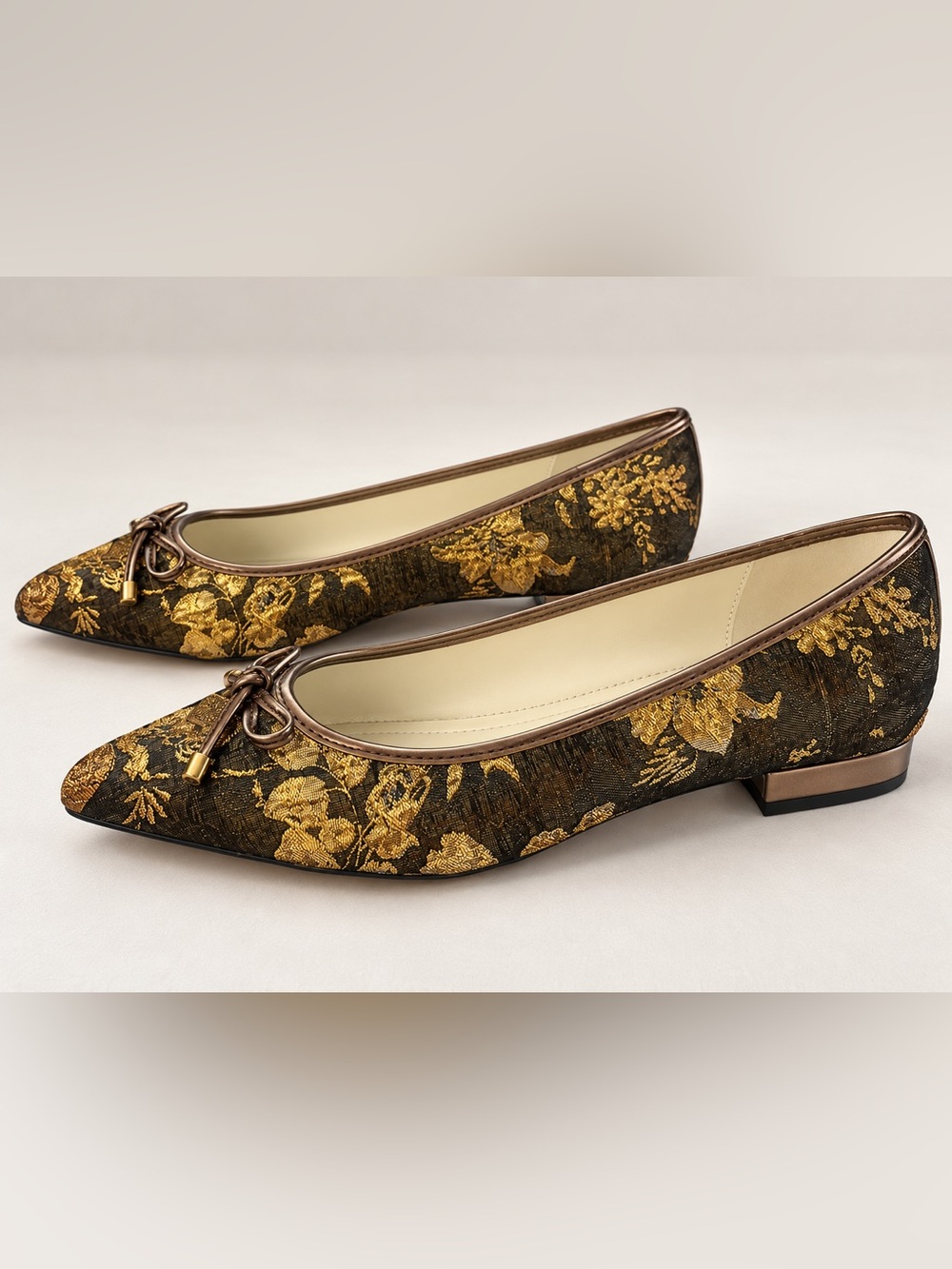 Anne Klein Gold Brocade Floral Ballet Flats 7.5M New